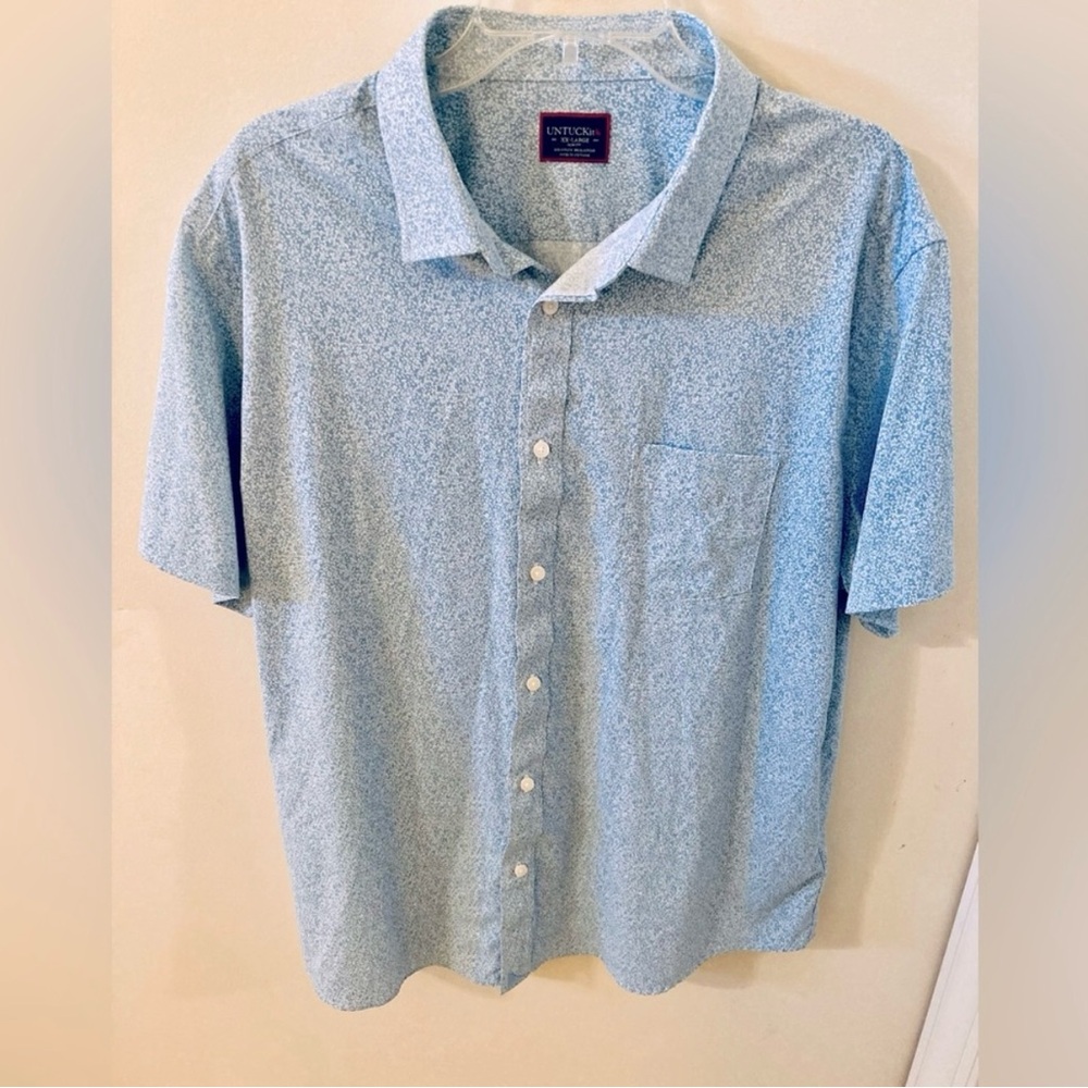 UNTUCKit Men's Light Blue Patterned Button Down Shirt